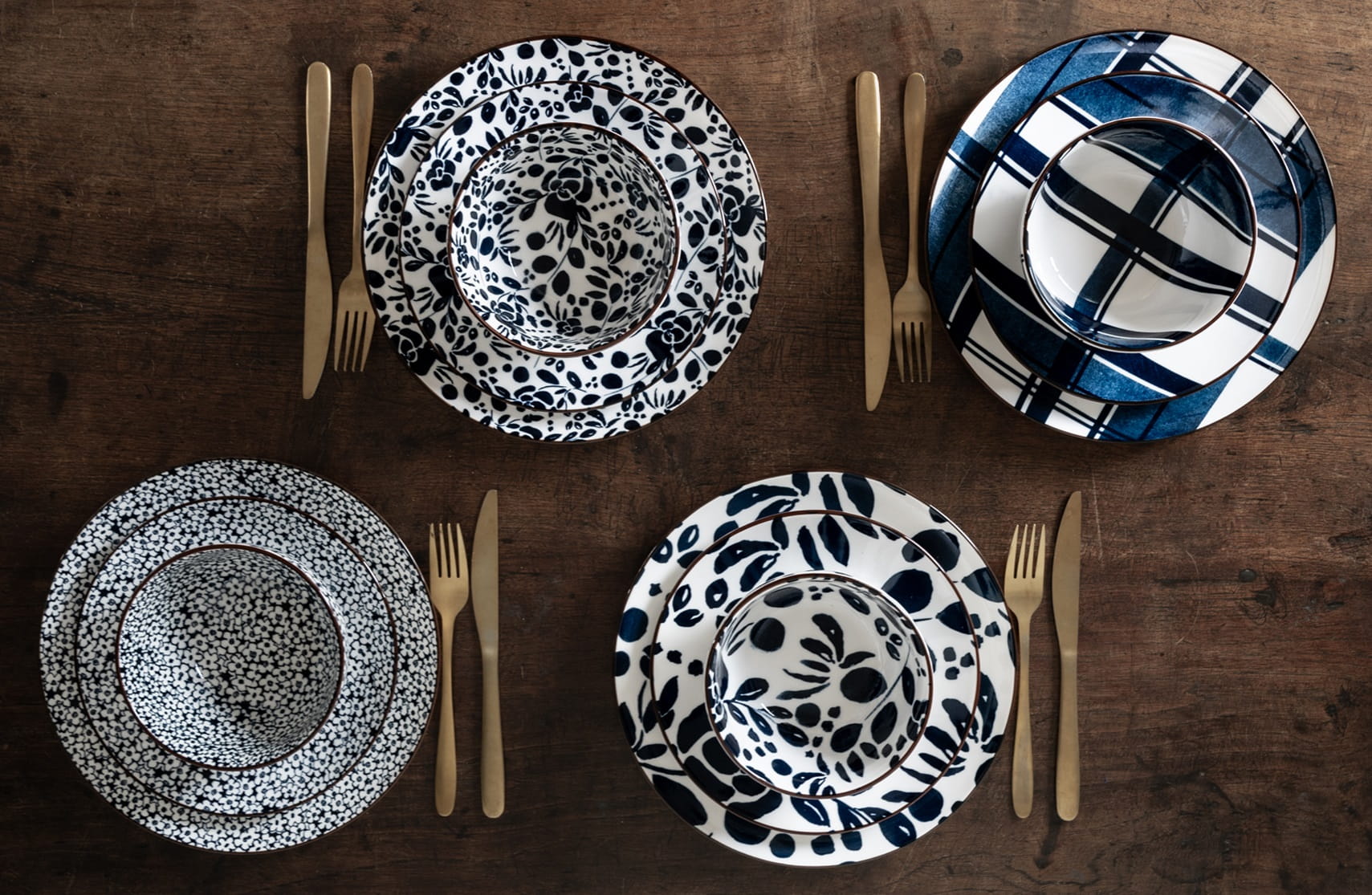 Dutch Floral Blue Time Collection