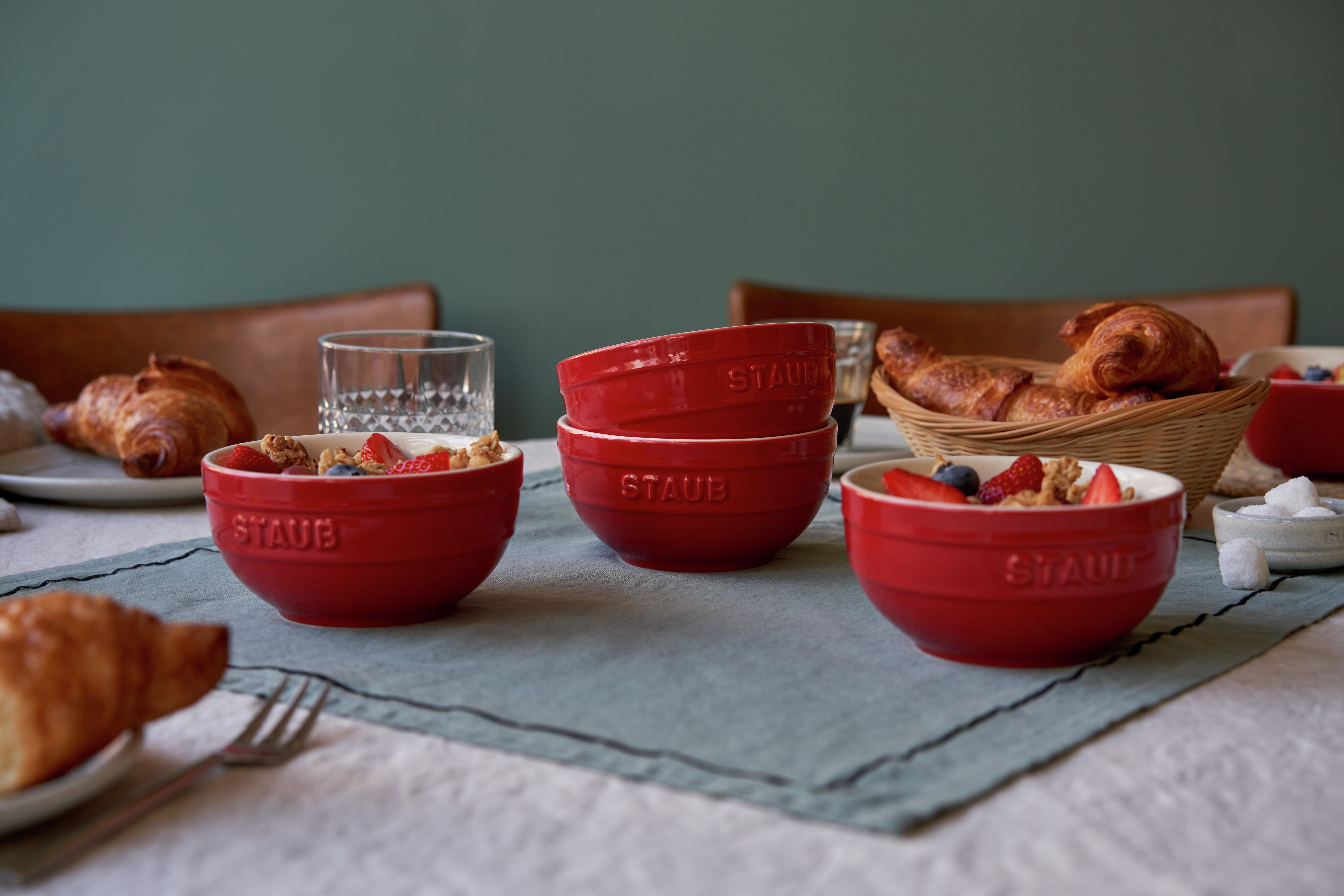 Staub France Keramik Rührschüssel Kirschrot 12cm rund