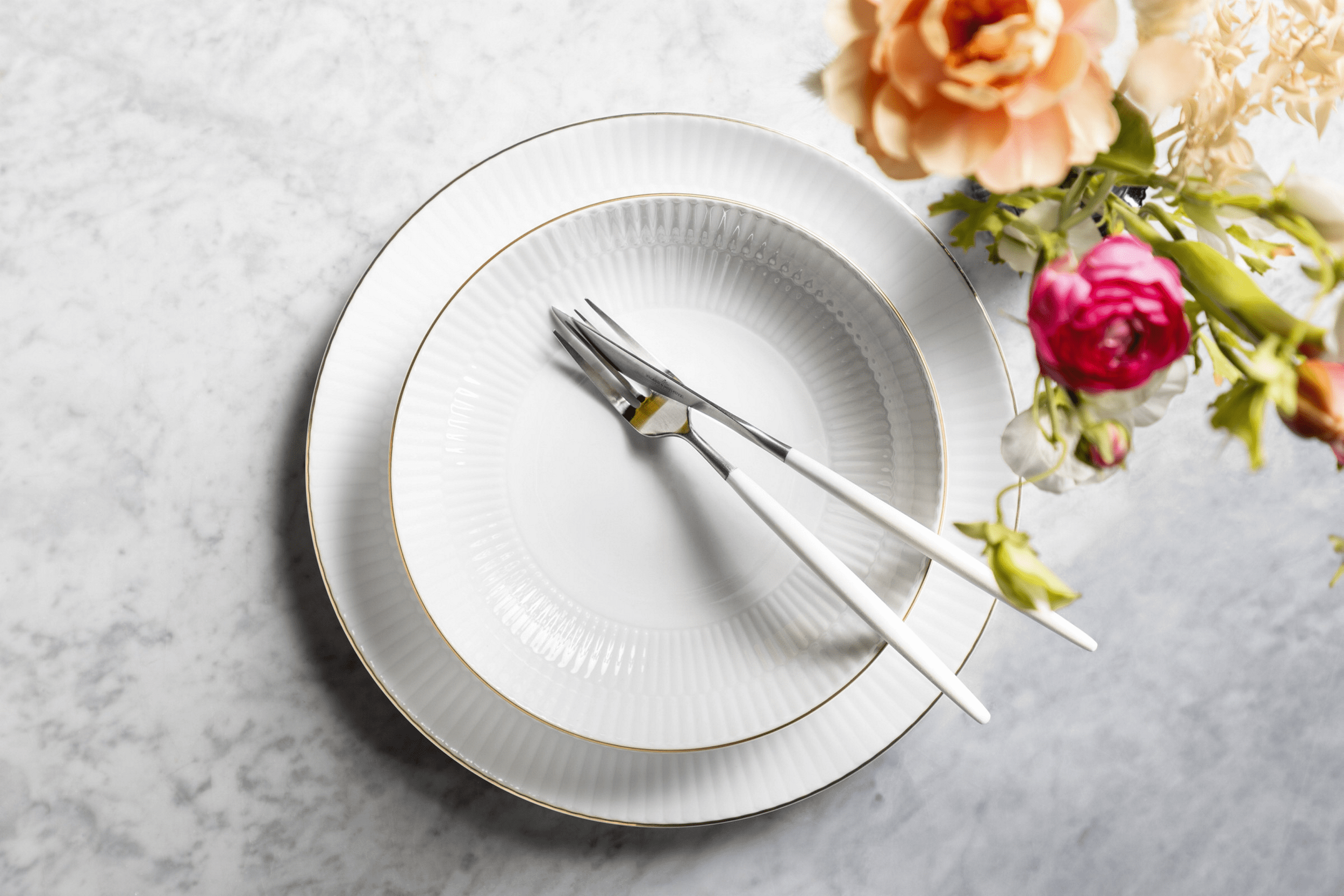 Seltmann Porzellan Amina weiss / Goldrand Frühstücksteller rund 22,5 cm