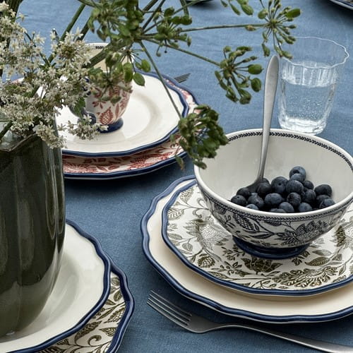 Laura Ashley Porzellan Hedingham Solid Blue Geschenkset 2 Teller Ø 27 cm