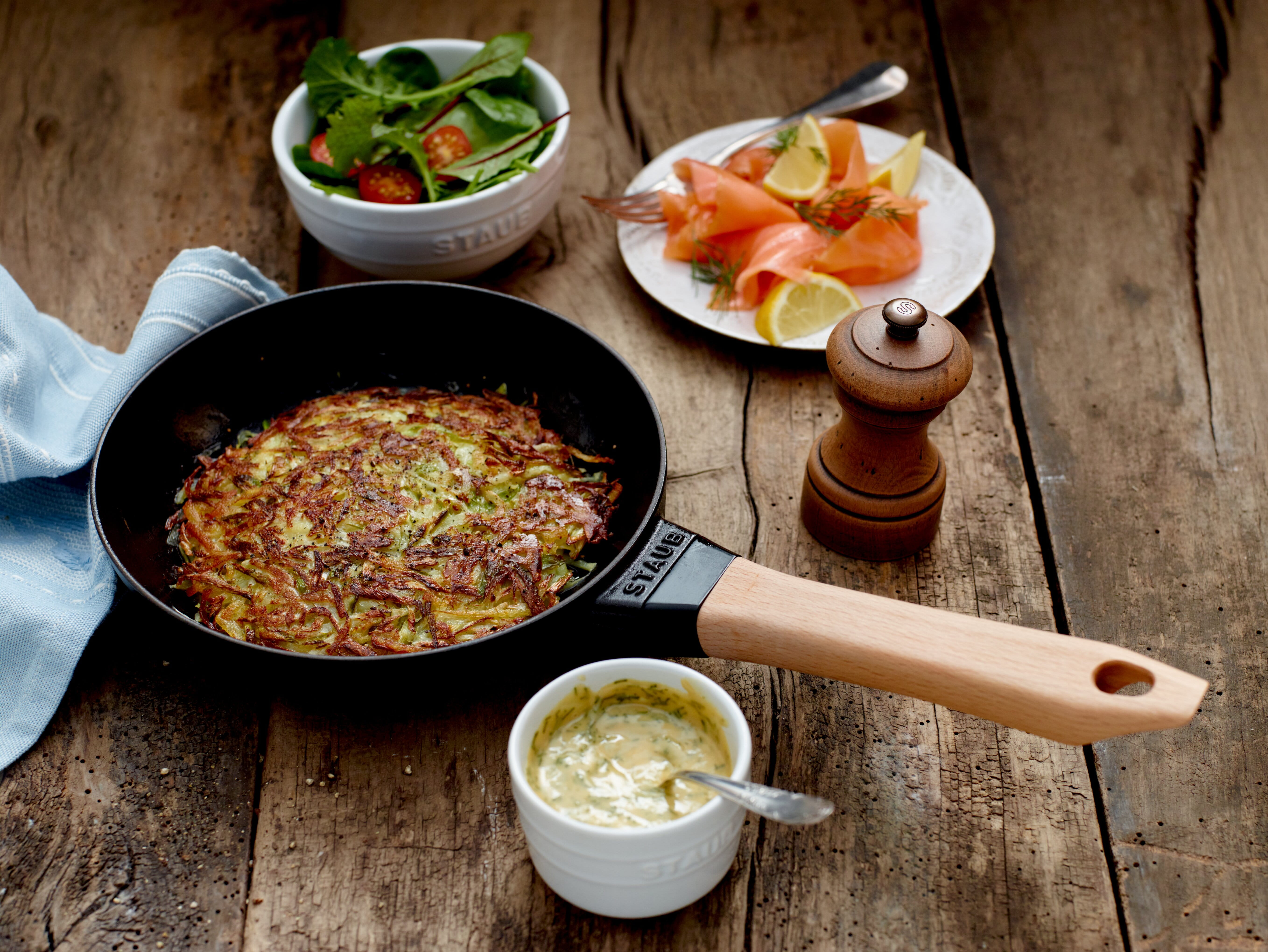Staub Pans Bratpfanne mit Holzgriff 20cm schwarz