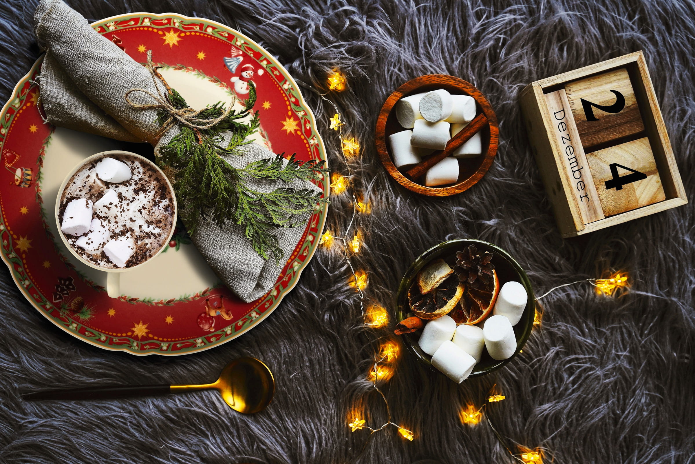 Seltmann Porzellan Marieluise Weihnachtsnostalgie Etagere 2-teilig