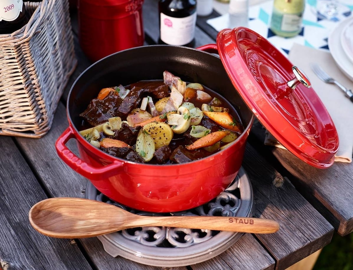 Staub Cocotte Bräter Gusseisen 