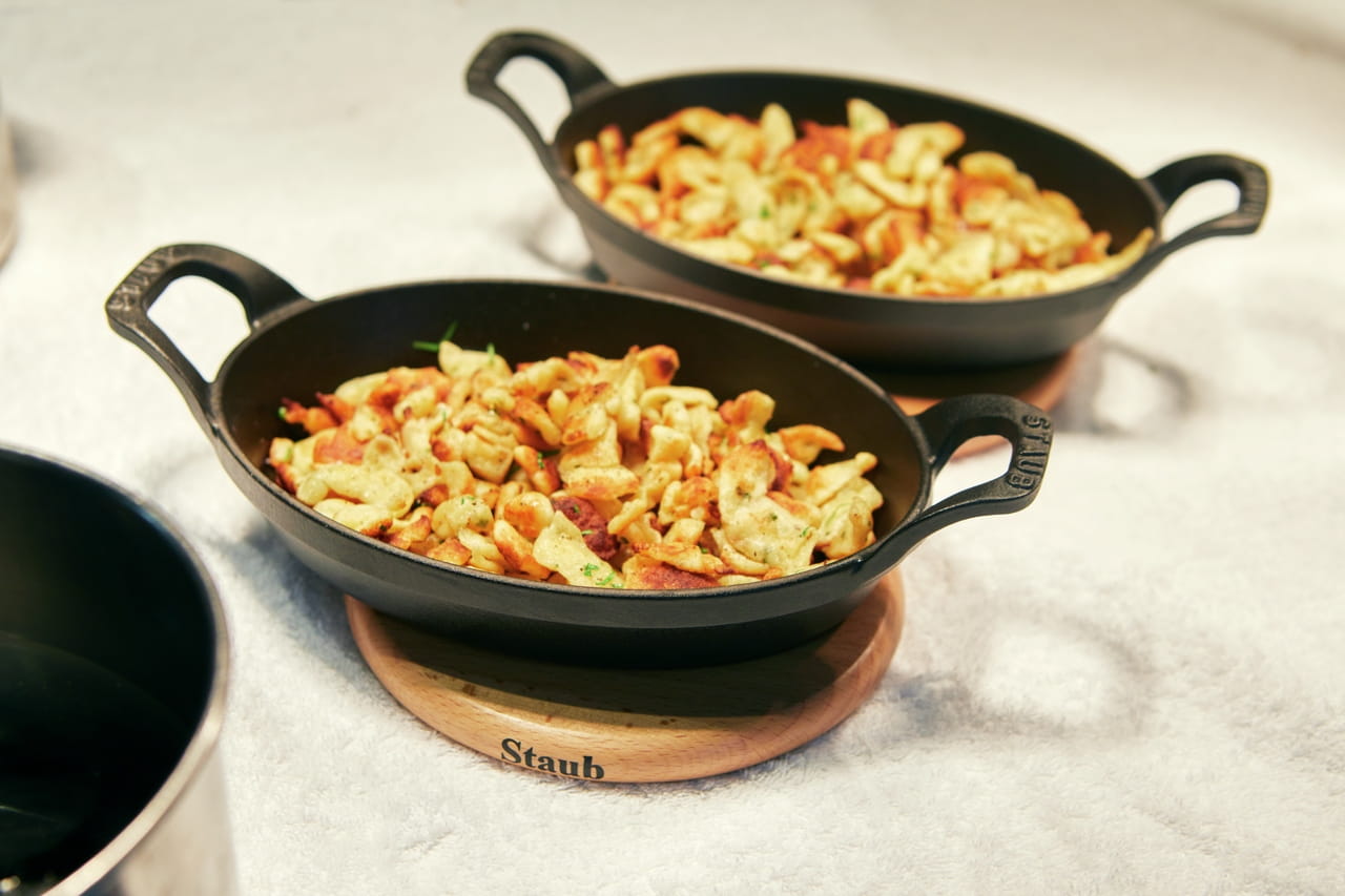 Staub Zubehör Magnetischer Topfuntersetzer 15x11cm holz