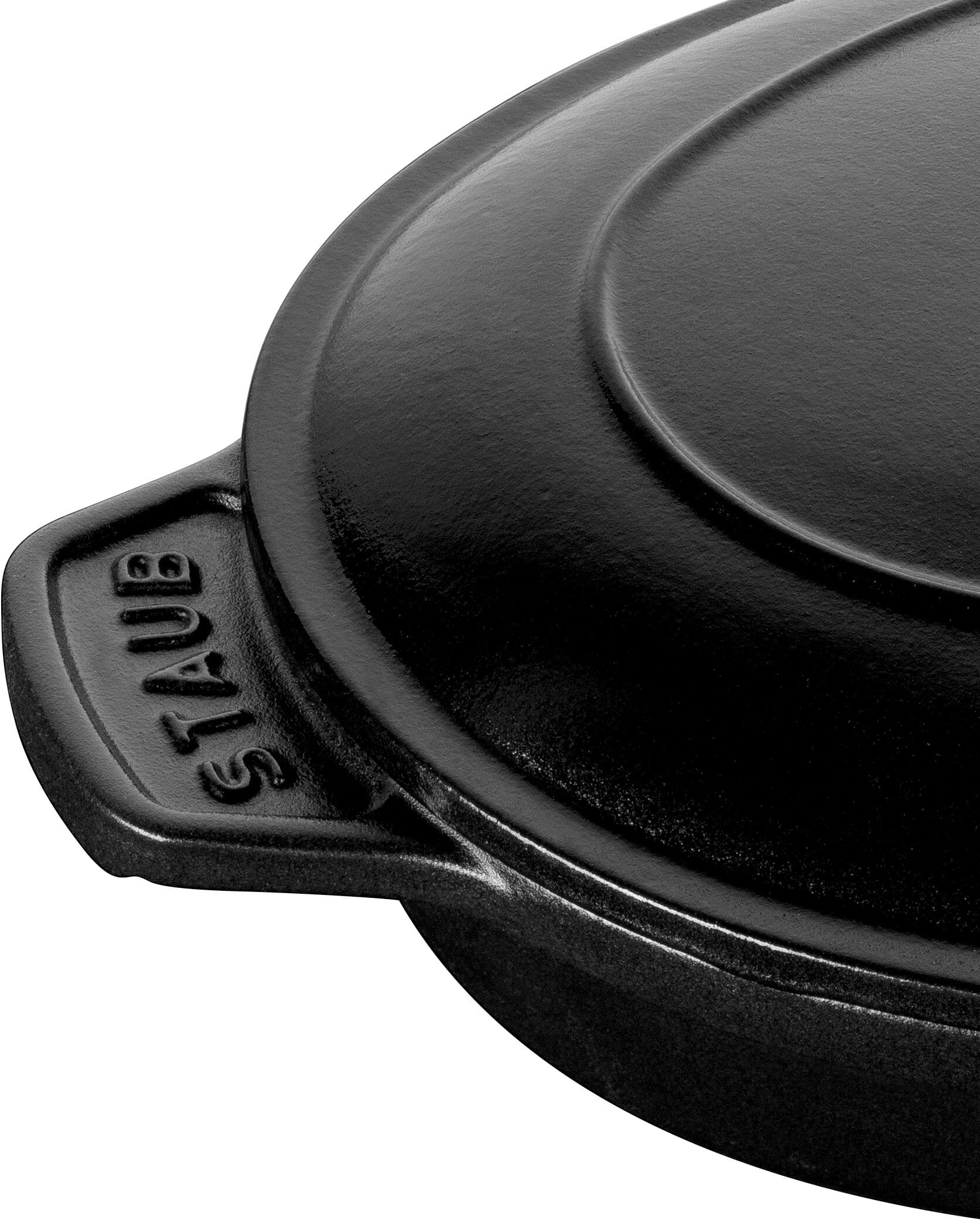 Staub Auflaufform mit Deckel oval 23x17cm schwarz