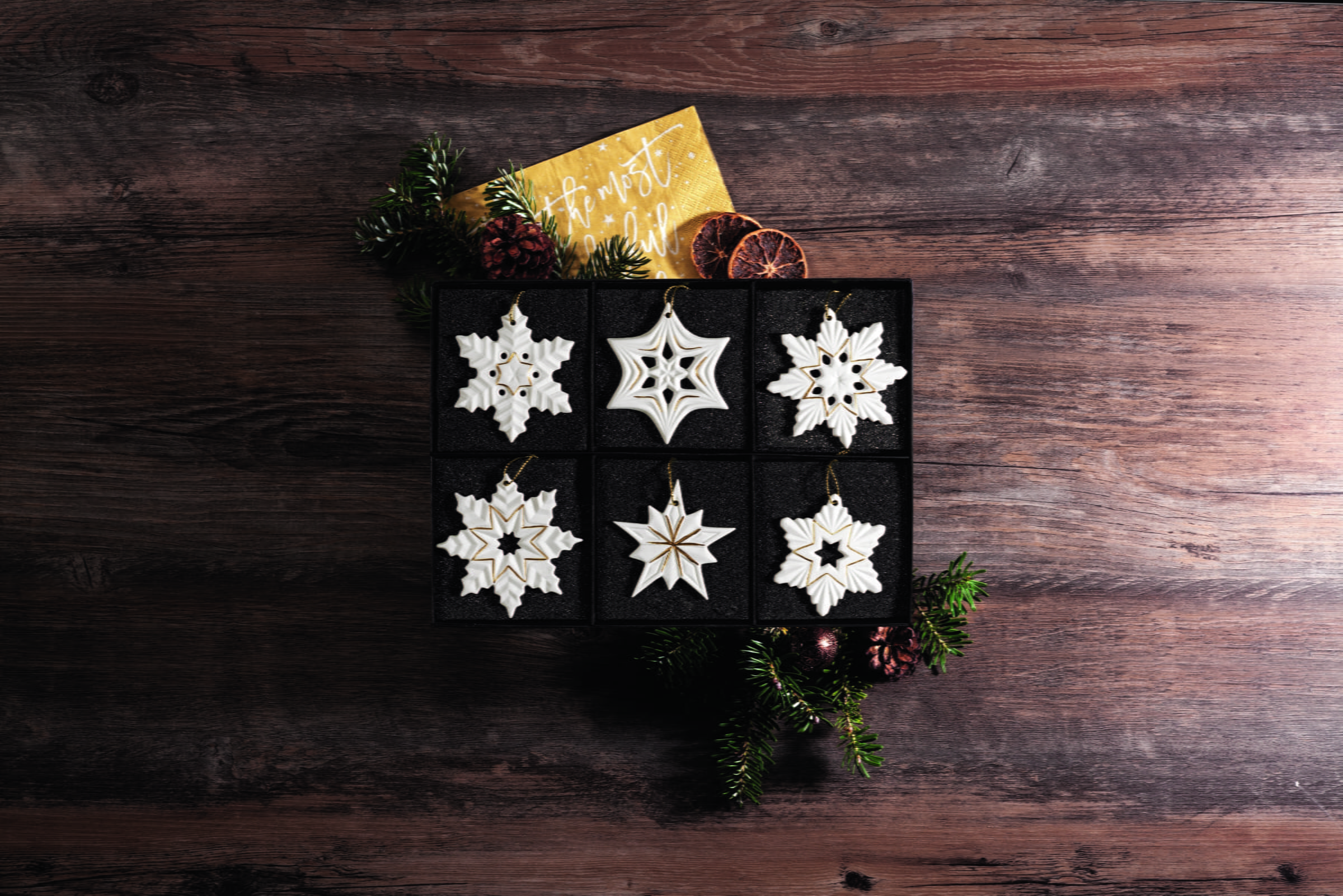 Seltmann Porzellan Weihnachtsanhänger 6er Set "Schneekristalle", Weiß/Gold