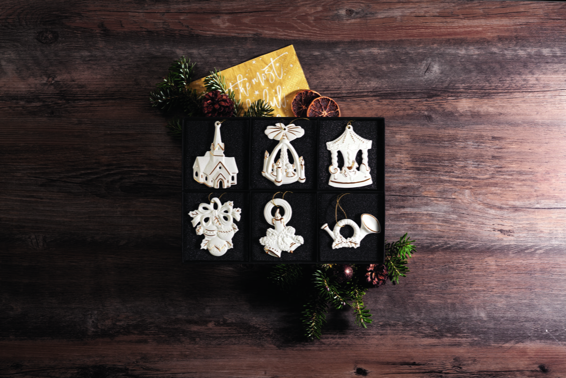 Seltmann Porzellan Weihnachtsanhänger 6er Set, 8 cm, Weiß/Gold