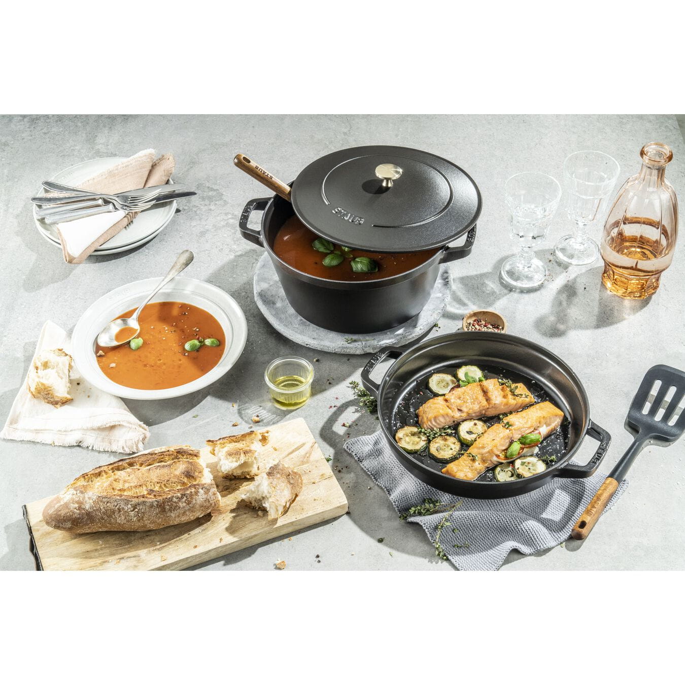 Staub Cocotte Kochtopfset 2-teilig Gusseisen rund 24 cm Schwarz