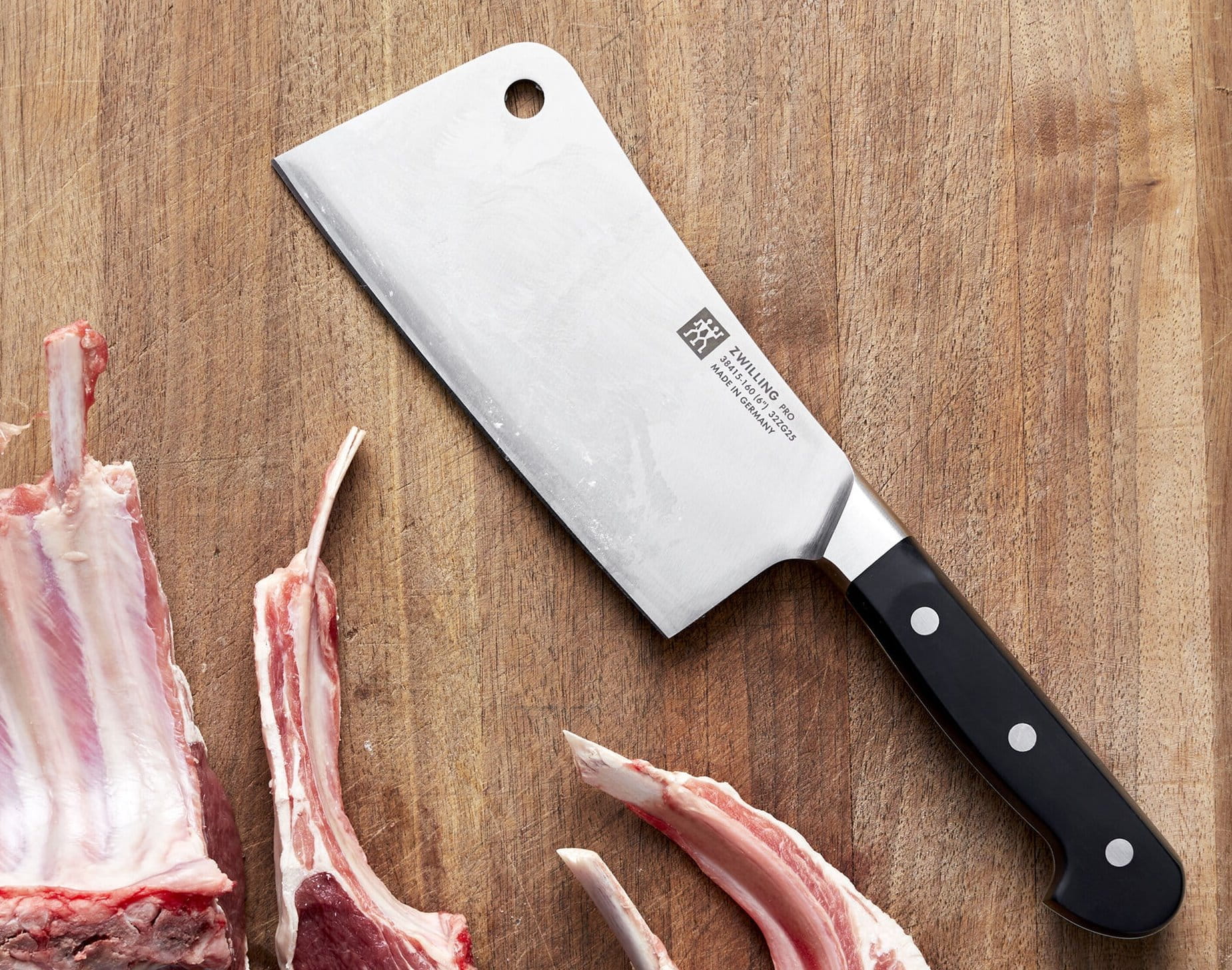 Zwilling Pro Hackmesser Lifestylefoto