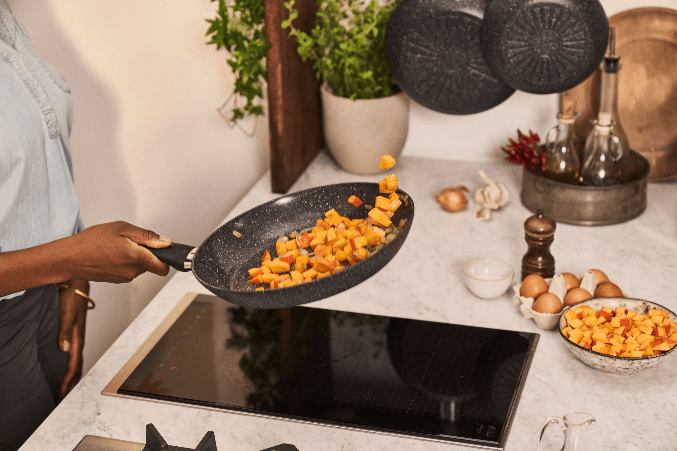 BALLARINI Vipiteno Ceramic Bratpfanne Lifestyle