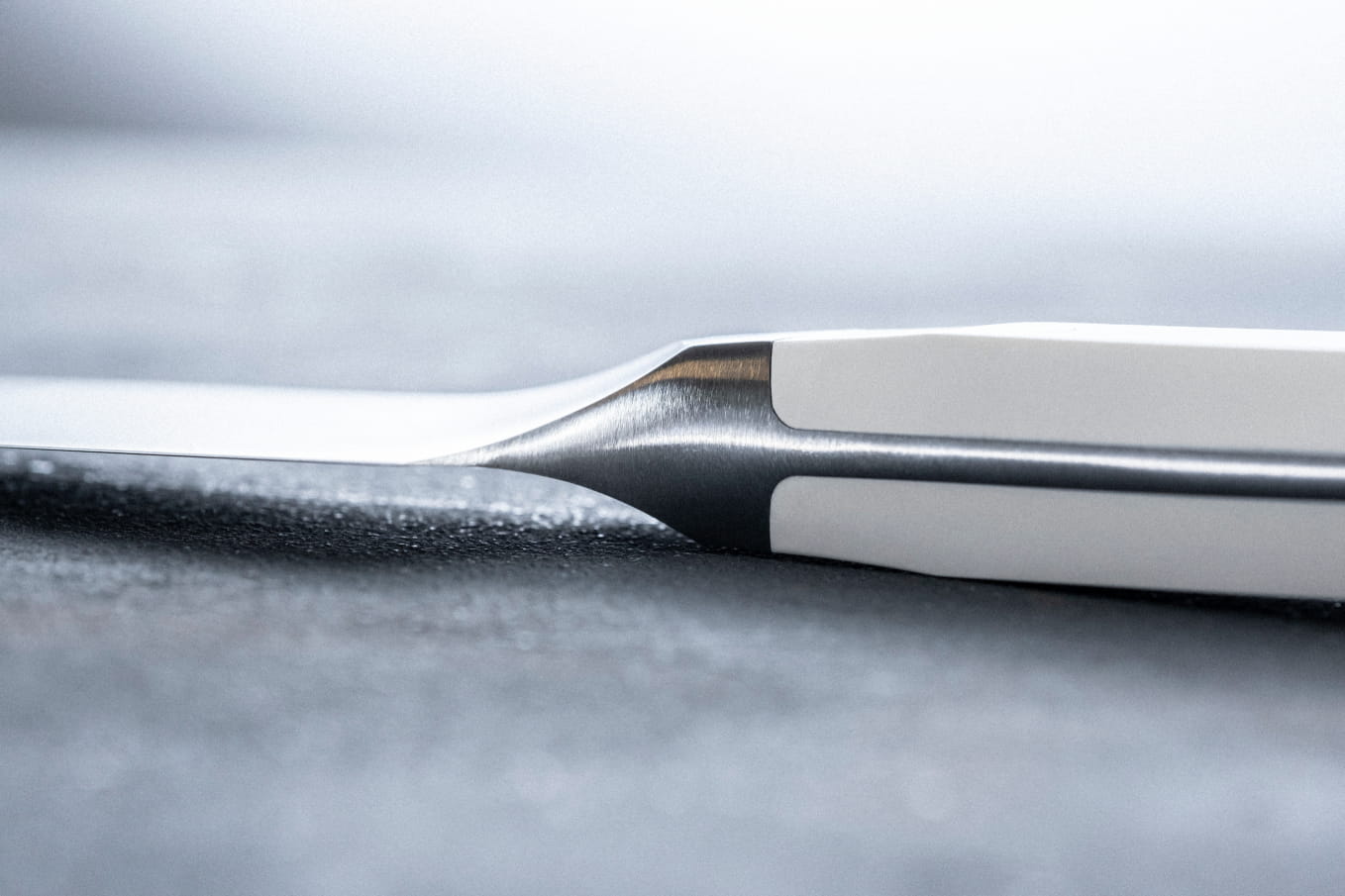 Zwilling Pro le blanc Kochmesser 200 mm