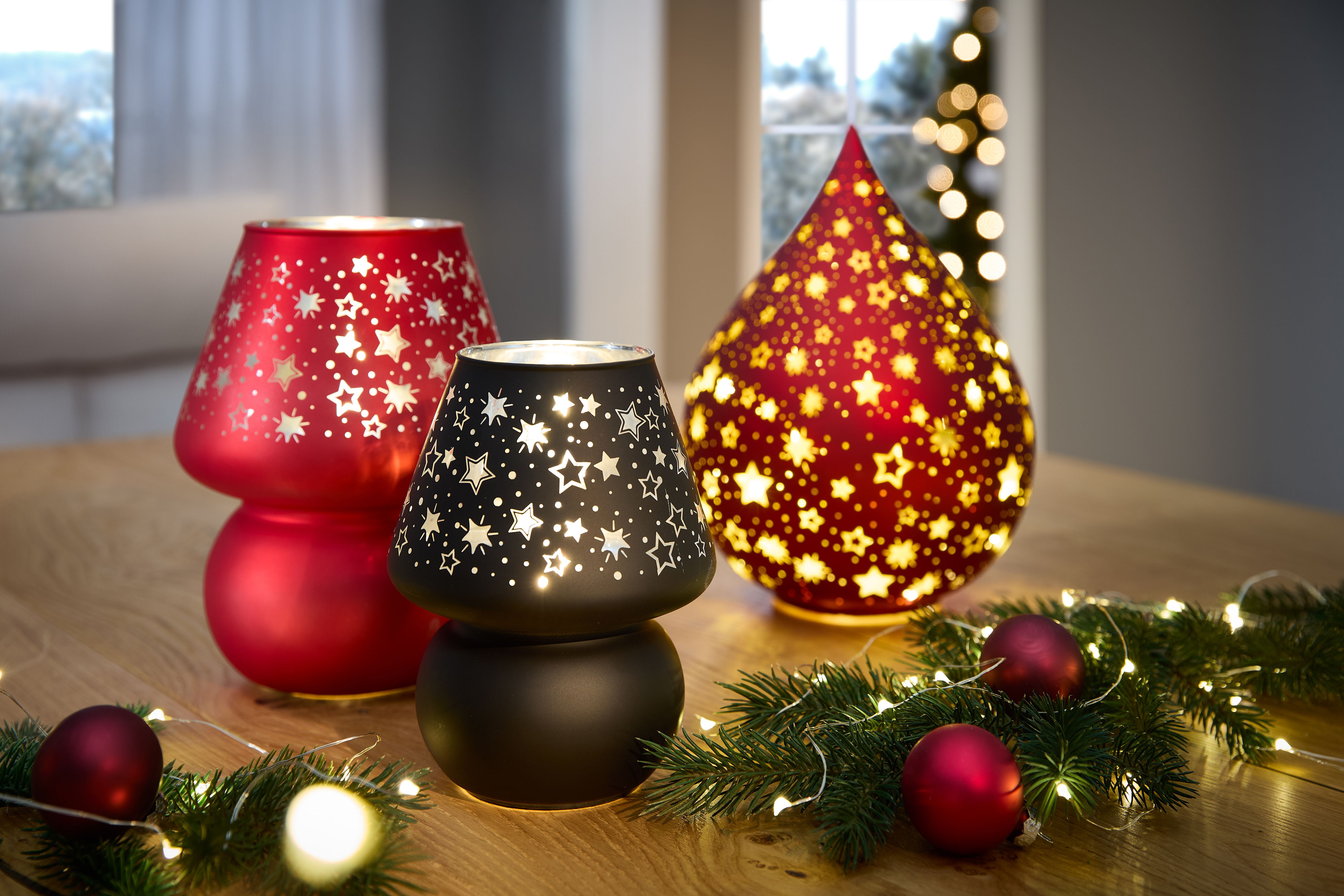 LED Deko-Kugel 12cm Rot - Weihnachtskugel Mit Timer Funktion