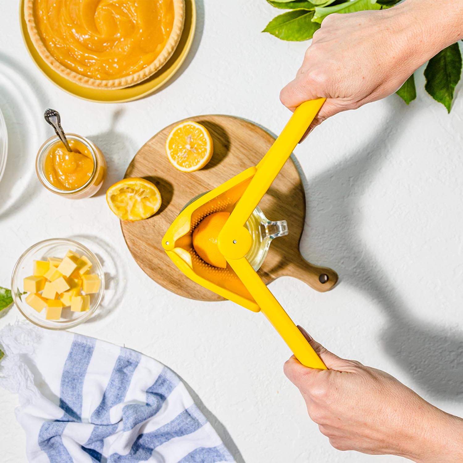 Dreamfarm Saftpresse Fluicer, gelb, 24 cm