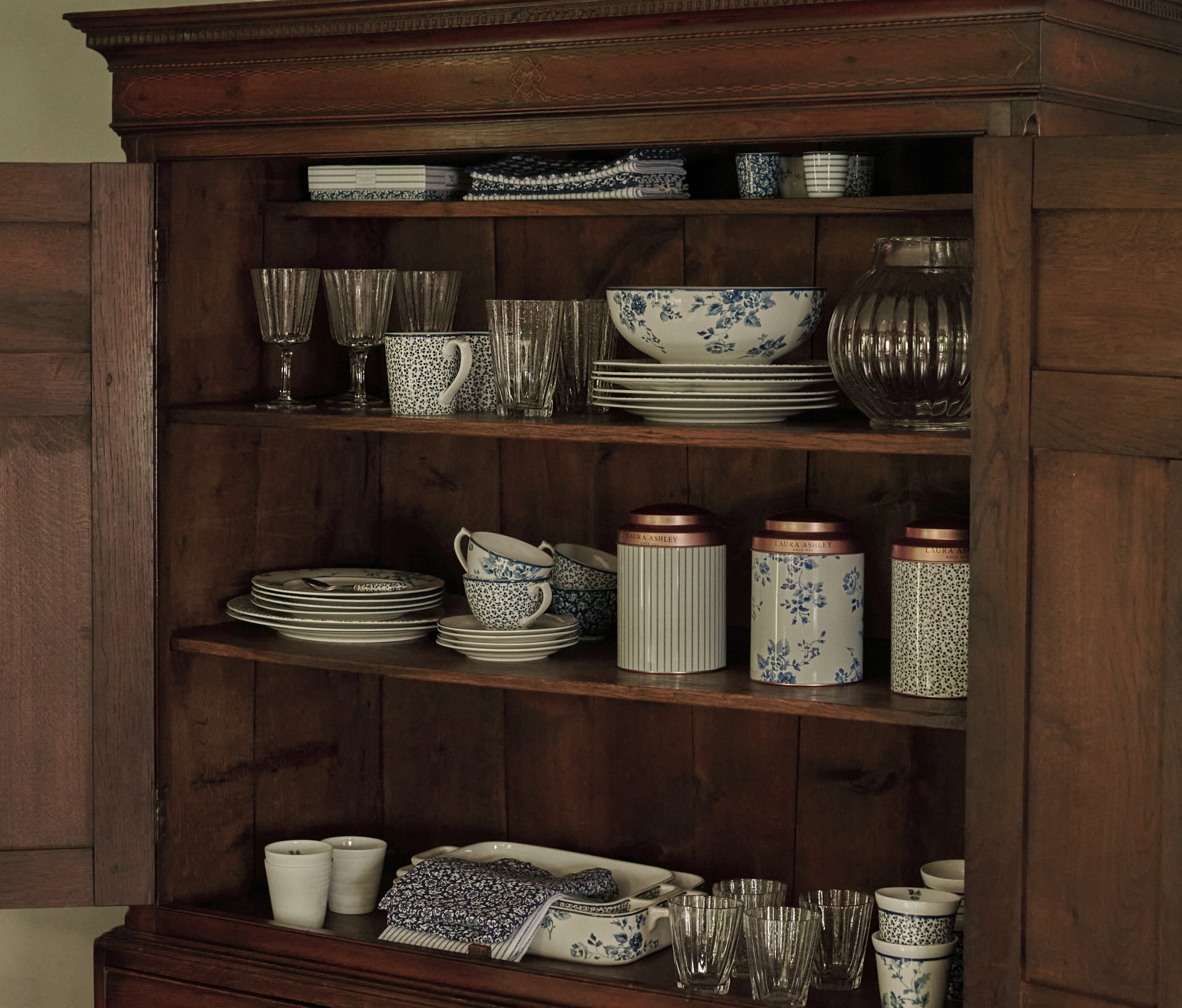 Laura Ashley Blueprint Porzellan Lifestyle