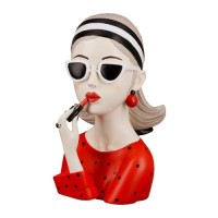 Gilde Poly Figur Lady mit rotem Lippenstift, rot/schwarz - 26 cm