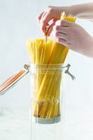 Kilner Facetten Spaghettiglas mit Bügelverschluss 2,2 Liter